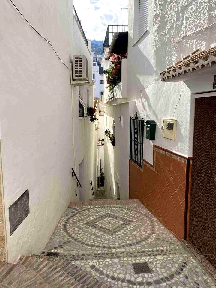 Undeveloped Land for sale in Sayalonga - € 96,000 (Ref: 8782563)