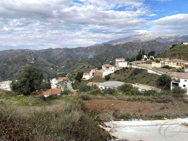 Mark till salu i Sayalonga - 96 000 € (Ref: 8782563)