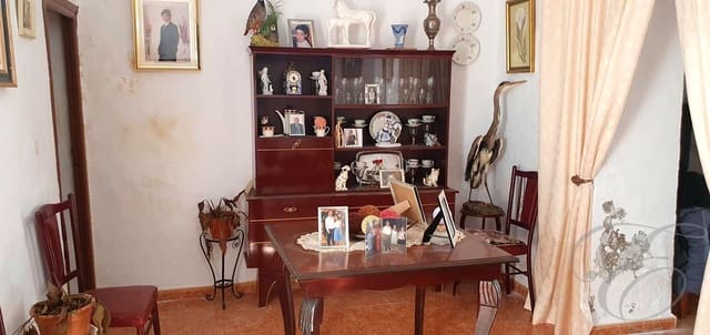 3 soveværelse Villa til salg i Benamargosa - € 90.000 (Ref: 8796622)