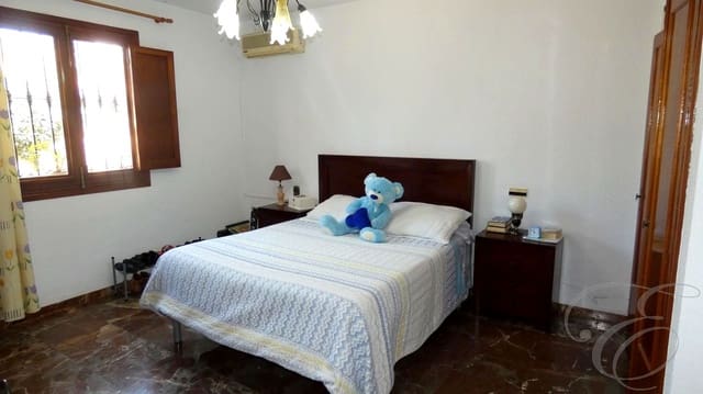 4 sovrum Villa till salu i Almayate, Vélez-Málaga med pool garage - 1 300 000 € (Ref: 8850164)