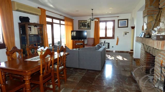4 sovrum Villa till salu i Almayate, Vélez-Málaga med pool garage - 1 300 000 € (Ref: 8850164)