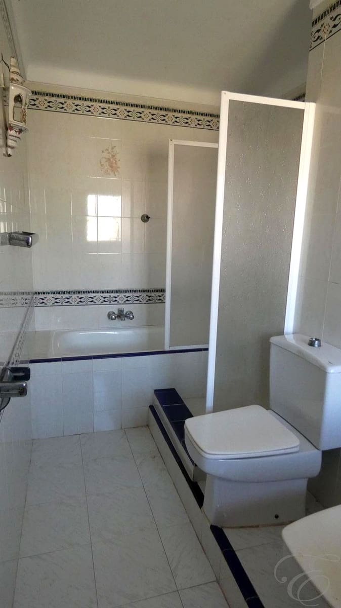 7 soveværelse Finca/Landehus til salg i Almayate med swimmingpool garage - € 1.599.000 (Ref: 8852302)