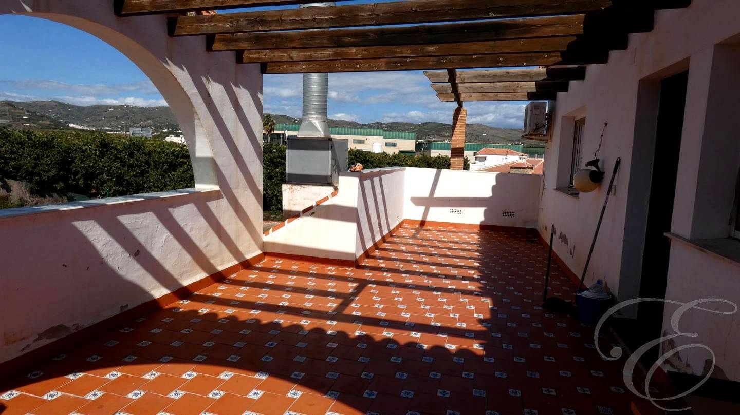 7 soveværelse Finca/Landehus til salg i Almayate med swimmingpool garage - € 1.599.000 (Ref: 8852302)