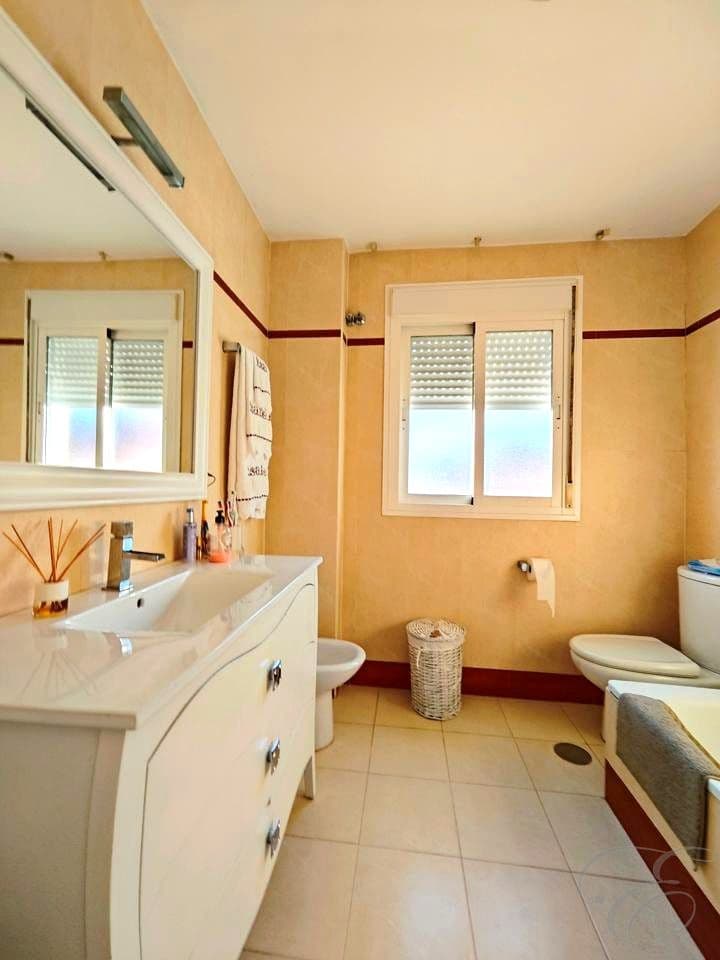 3 chambre Villa/Maison à vendre à Torrox avec piscine garage - 360 000 € (Ref: 8868011)