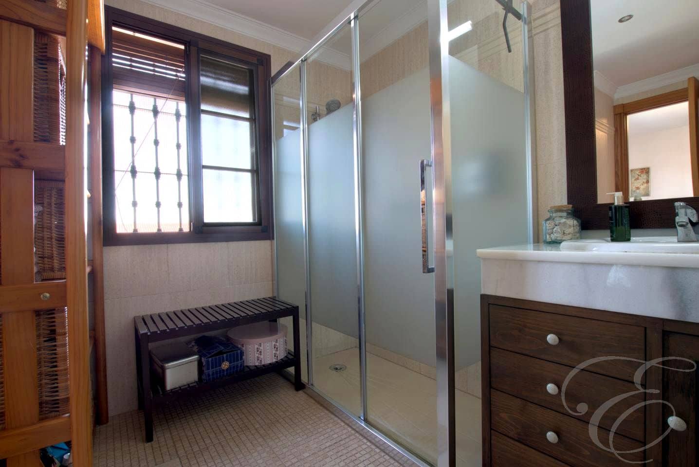 3 soverom Villa til salgs i Alhaurin de la Torre med svømmebasseng garasje - € 525 000 (Ref: 8868012)