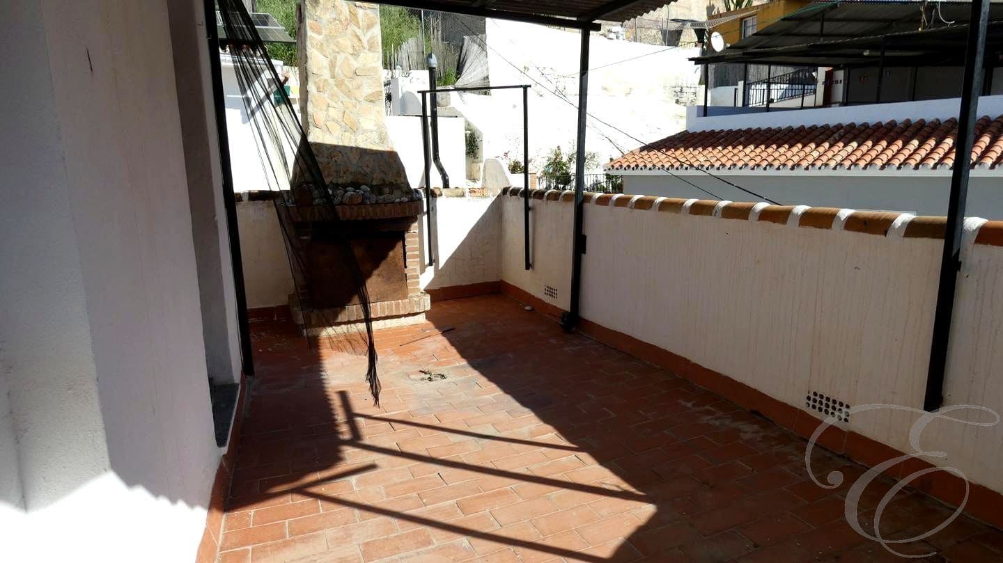 5 chambre Villa/Maison à vendre à Velez-Malaga - 228 000 € (Ref: 8920243)