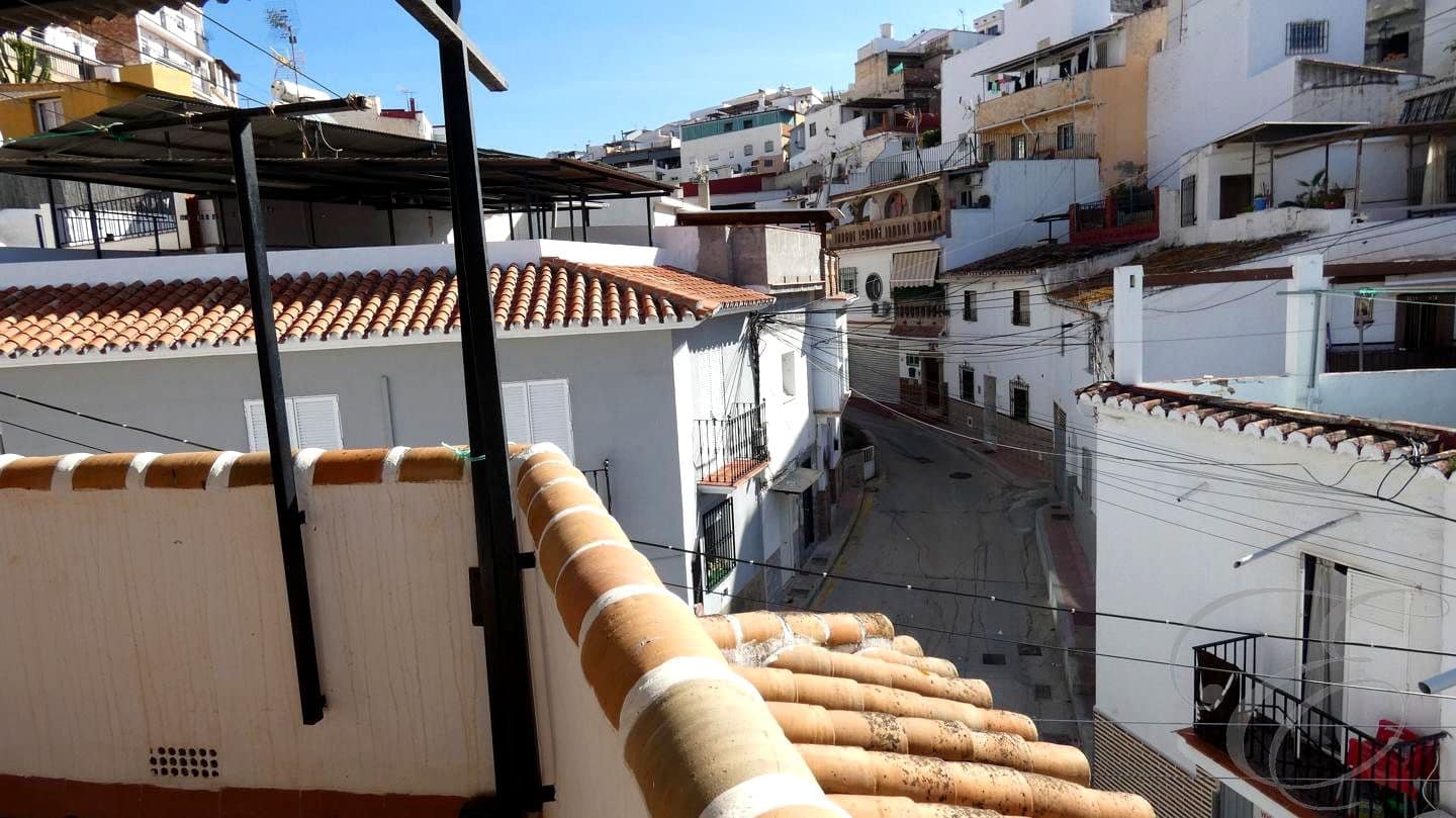 5 chambre Villa/Maison à vendre à Velez-Malaga - 228 000 € (Ref: 8920243)