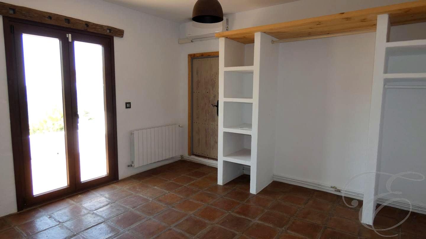 5 soveværelse Finca/Landehus til salg i Sedella med garage - € 365.000 (Ref: 8925236)