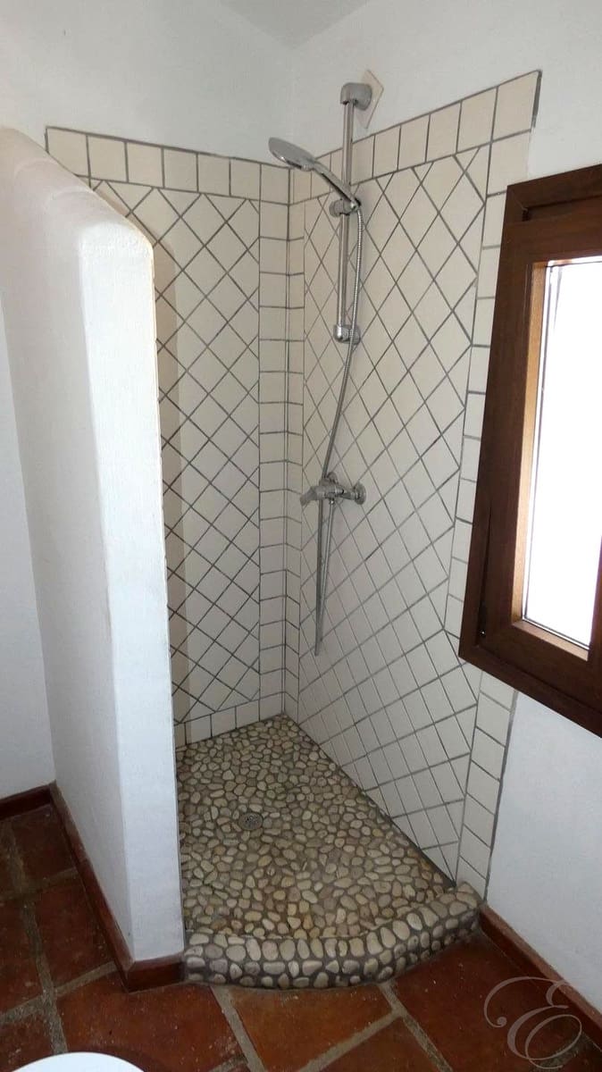 5 soveværelse Finca/Landehus til salg i Sedella med garage - € 365.000 (Ref: 8925236)