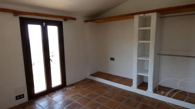 5 sovrum Finca/Hus på landet till salu i Sedella med garage - 365 000 € (Ref: 8925236)