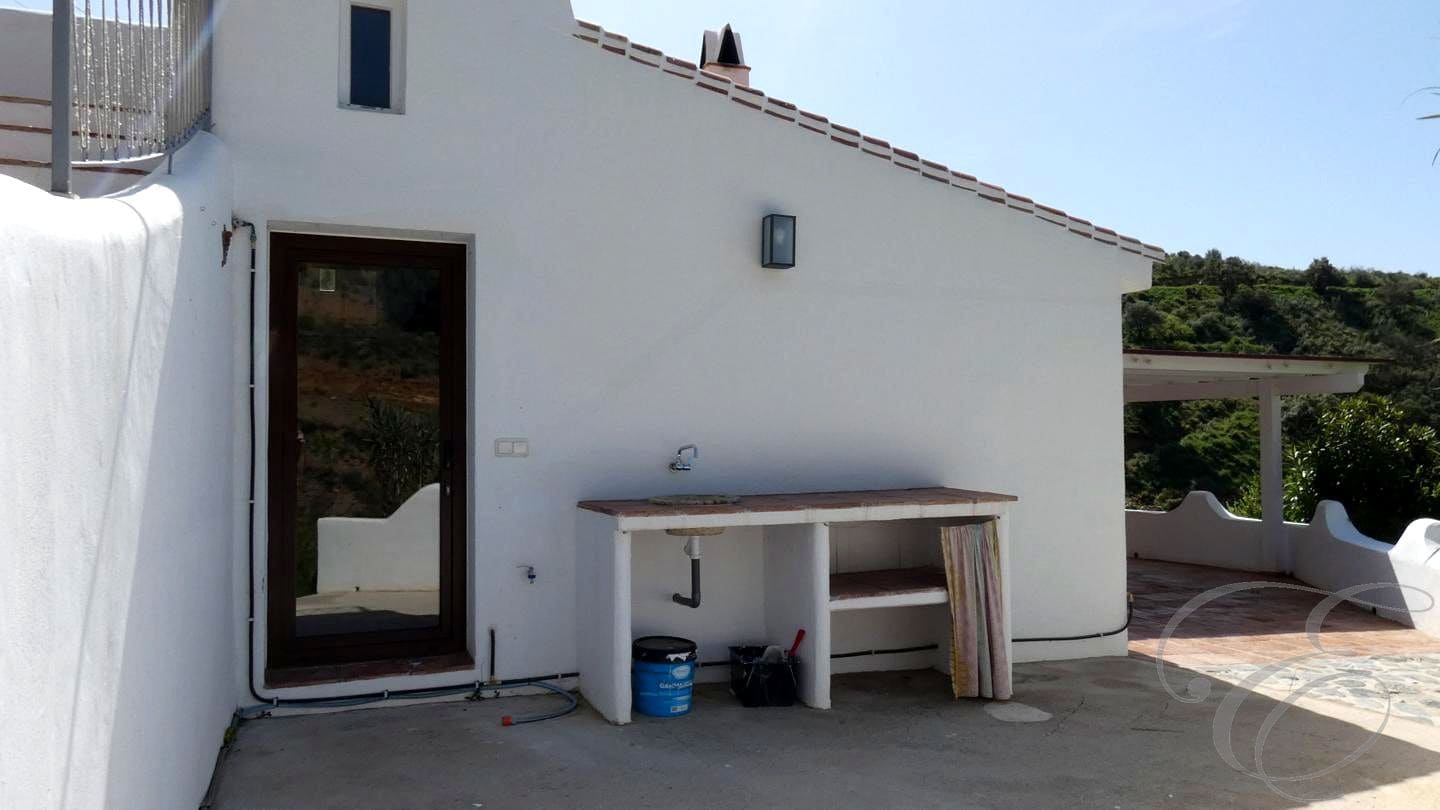 5 soveværelse Finca/Landehus til salg i Sedella med garage - € 365.000 (Ref: 8925236)