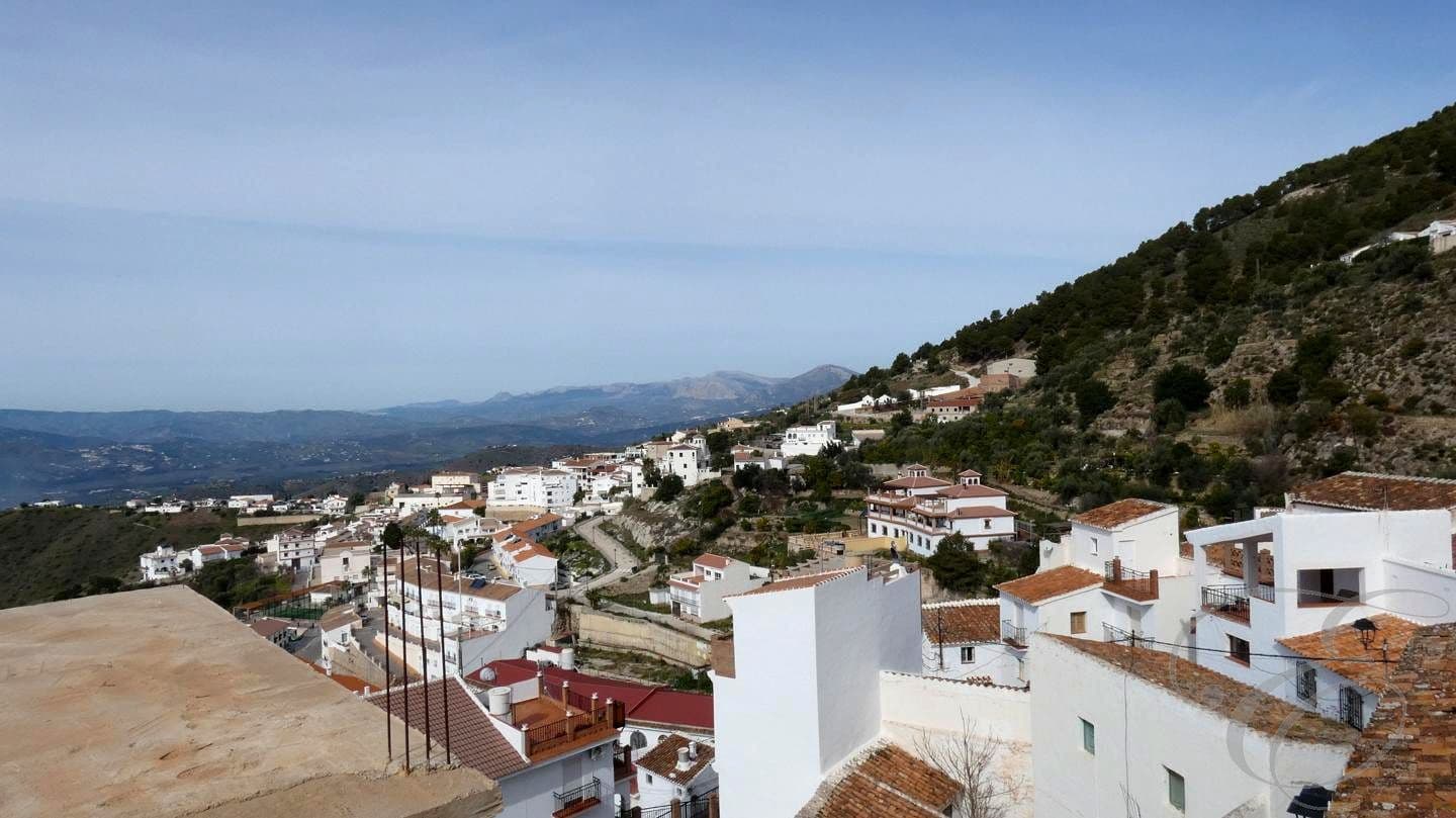 4 soveværelse Villa til salg i Canillas de Aceituno - € 139.900 (Ref: 8927595)