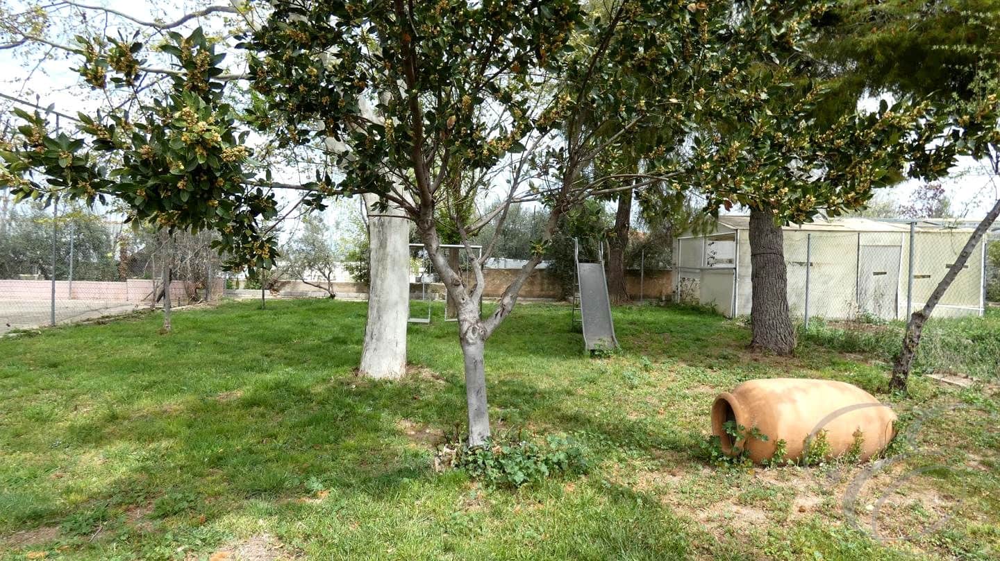 4 soveværelse Villa til salg i Baza med swimmingpool garage - € 255.000 (Ref: 8934530)