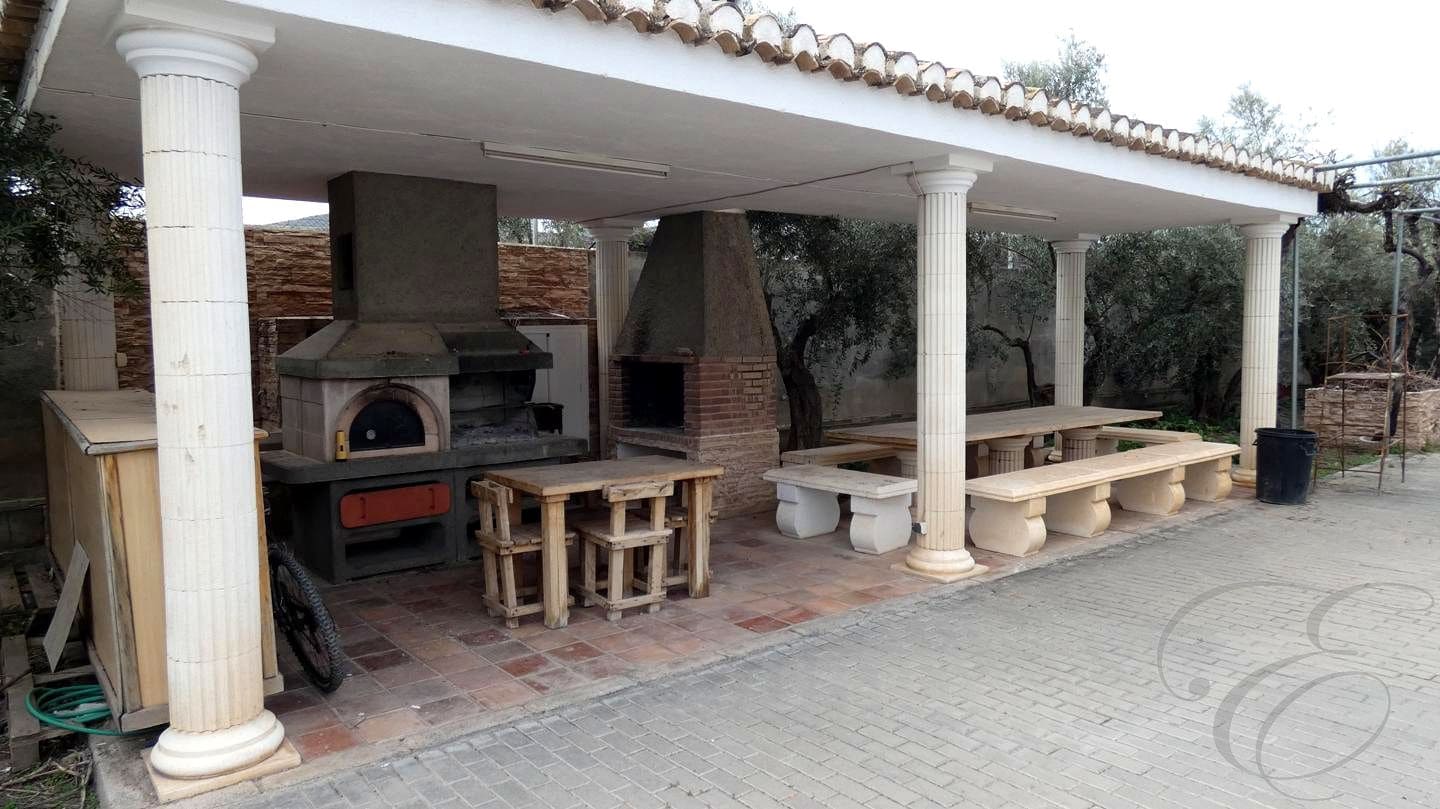 4 soveværelse Villa til salg i Baza med swimmingpool garage - € 255.000 (Ref: 8934530)