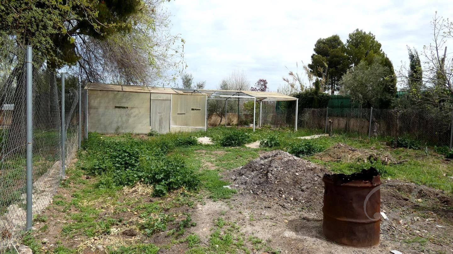 4 soveværelse Villa til salg i Baza med swimmingpool garage - € 255.000 (Ref: 8934530)