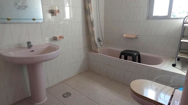 3 soveværelse Villa til salg i Riogordo - € 81.000 (Ref: 8956375)