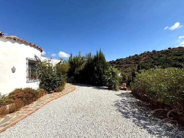 4 sovrum Villa till salu i Comares med pool garage - 349 000 € (Ref: 8960670)