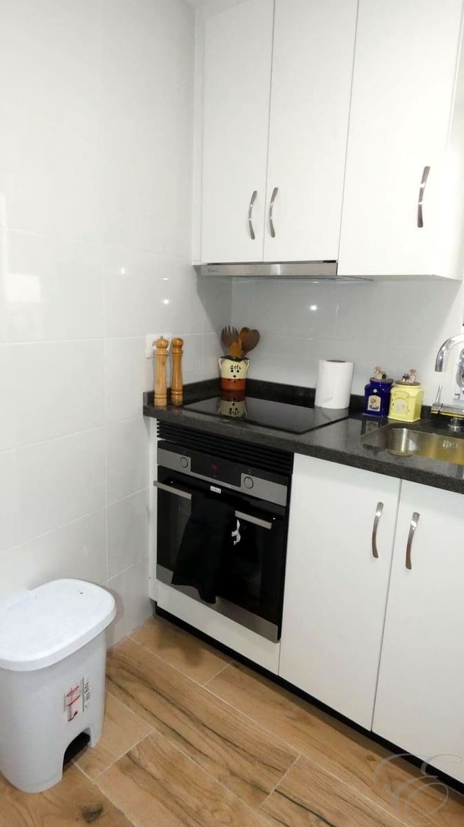 4 soveværelse Villa til salg i Velez-Malaga - € 260.000 (Ref: 8967300)