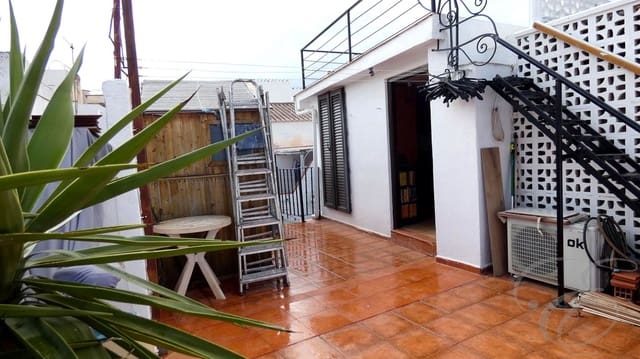 4 soveværelse Villa til salg i Vélez-Málaga - € 260.000 (Ref: 8967300)