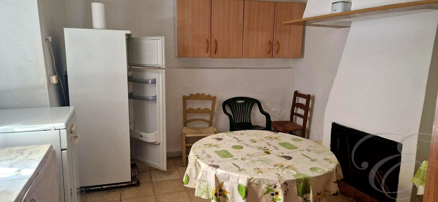 9 soveværelse Villa til salg i Colmenar - € 180.000 (Ref: 8987304)