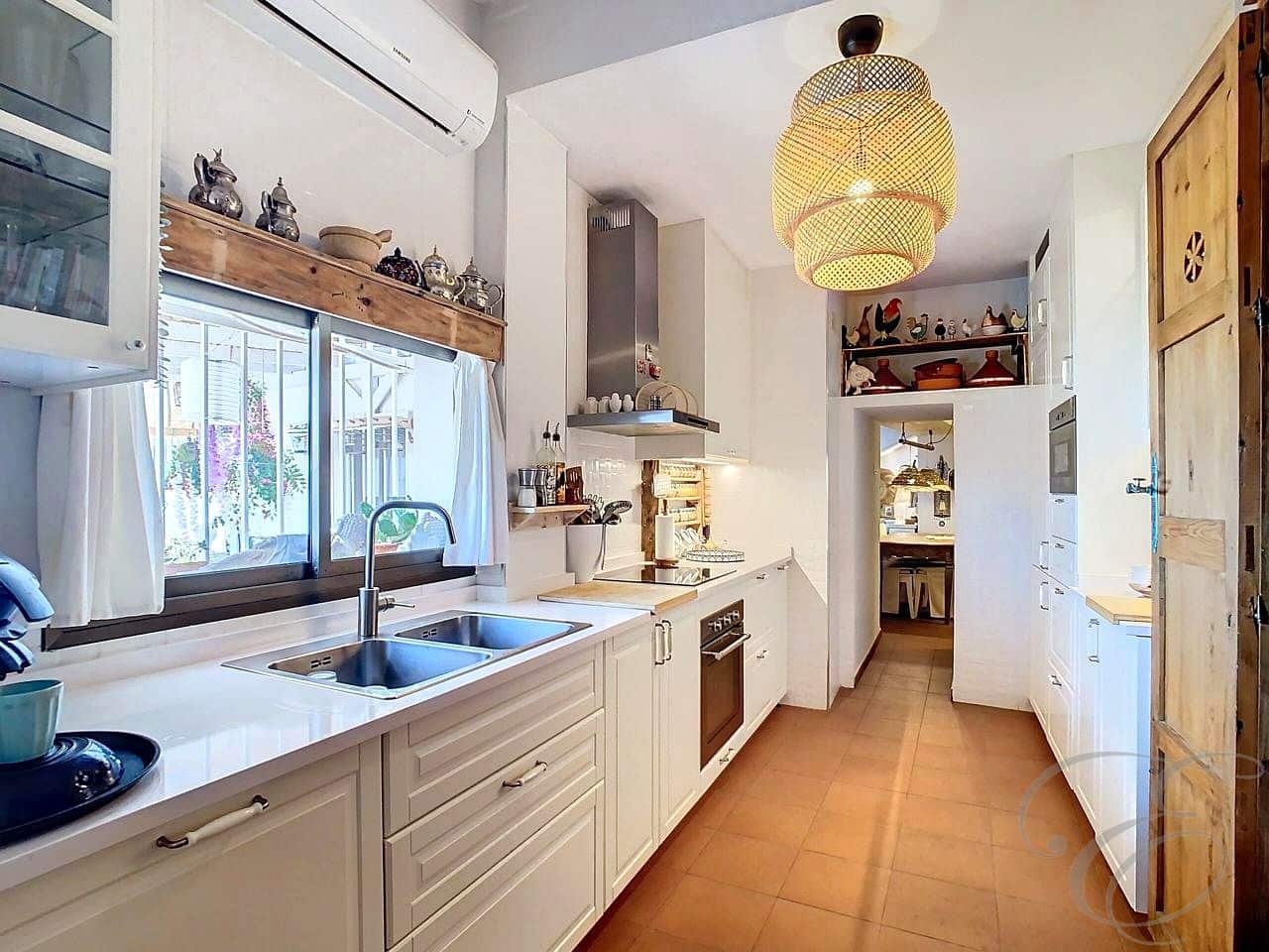 3 soveværelse Villa til salg i Cutar - € 199.000 (Ref: 8989973)