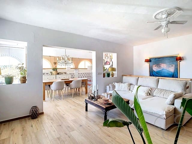 3 soverom Villa til salgs i Cútar - € 199 000 (Ref: 8989973)