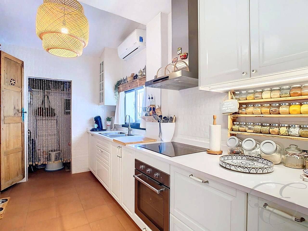 3 soveværelse Villa til salg i Cutar - € 199.000 (Ref: 8989973)