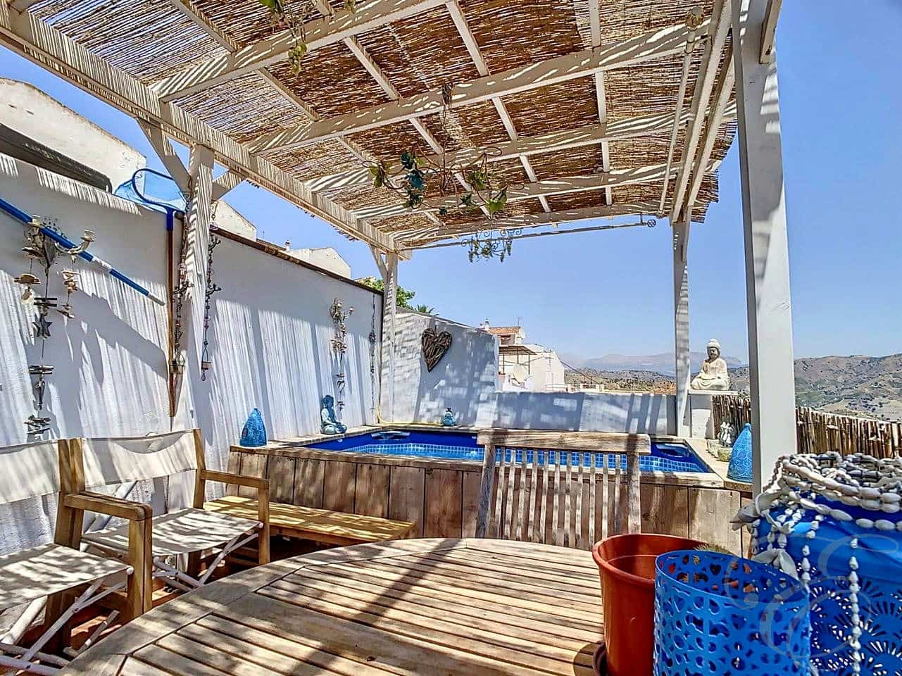 3 soveværelse Villa til salg i Cutar - € 199.000 (Ref: 8989973)