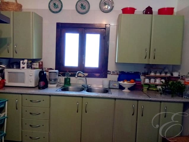 3 slaapkamer Finca/Landhuis te koop in Iznate met garage - € 289.000 (Ref: 8989974)