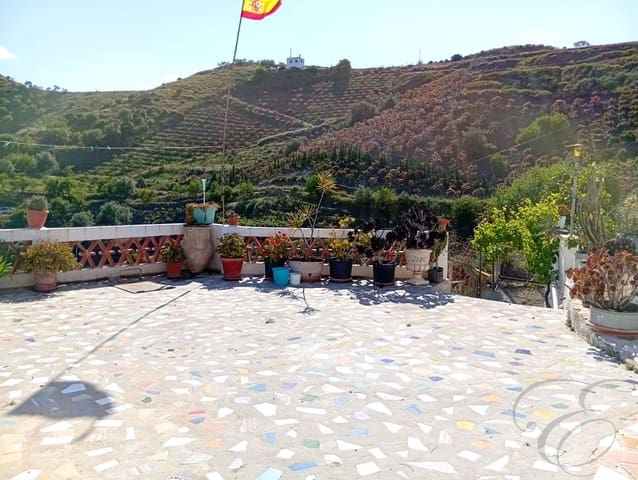 3 slaapkamer Finca/Landhuis te koop in Iznate met garage - € 289.000 (Ref: 8989974)