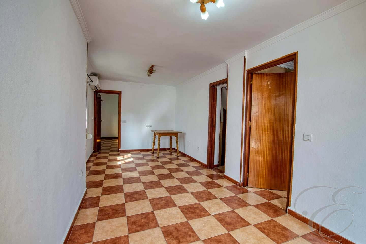 2 sypialnia Willa na sprzedaż w Velez-Malaga - 149 000 € (Ref: 9002351)