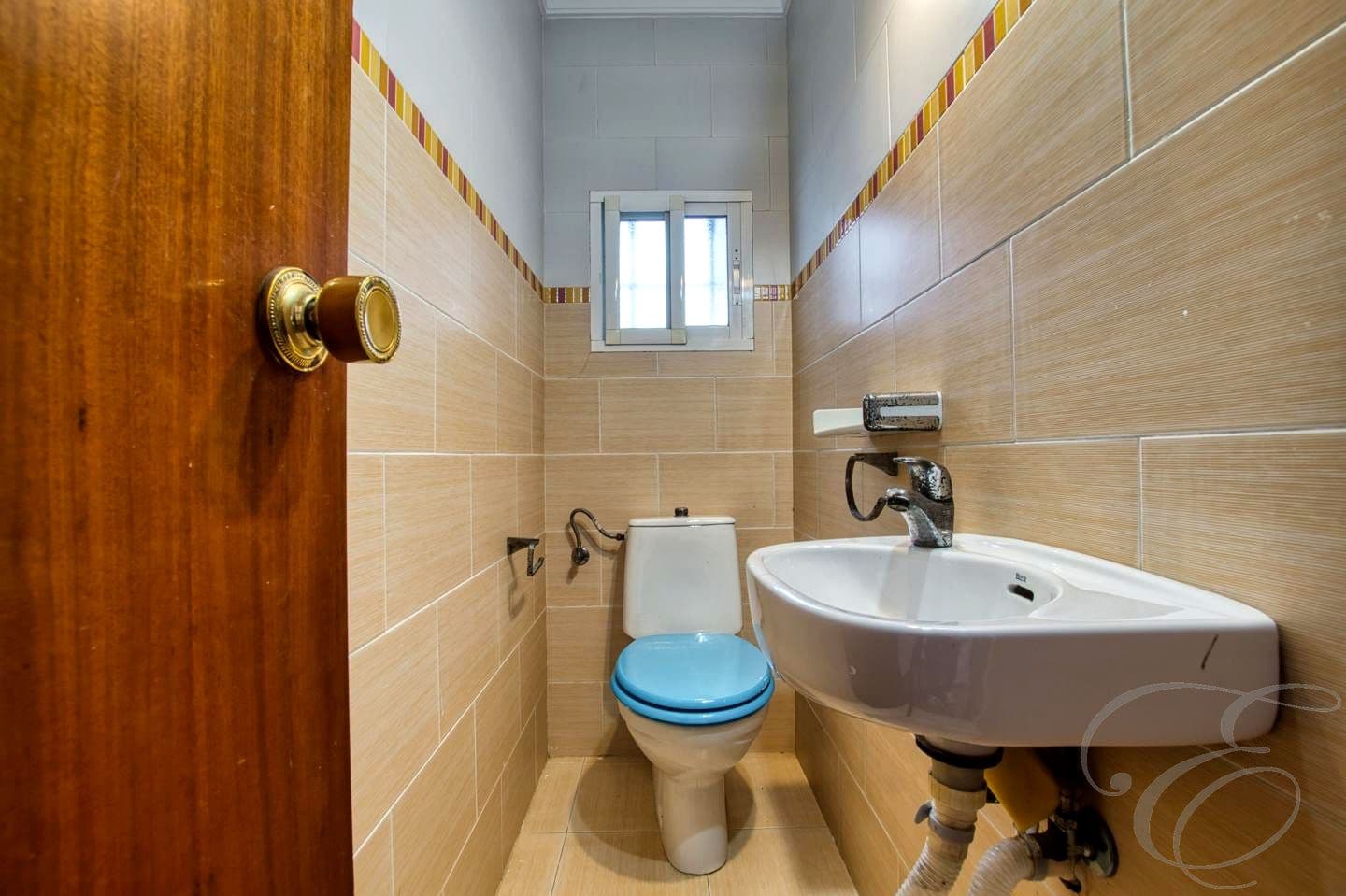 2 sypialnia Willa na sprzedaż w Velez-Malaga - 149 000 € (Ref: 9002351)