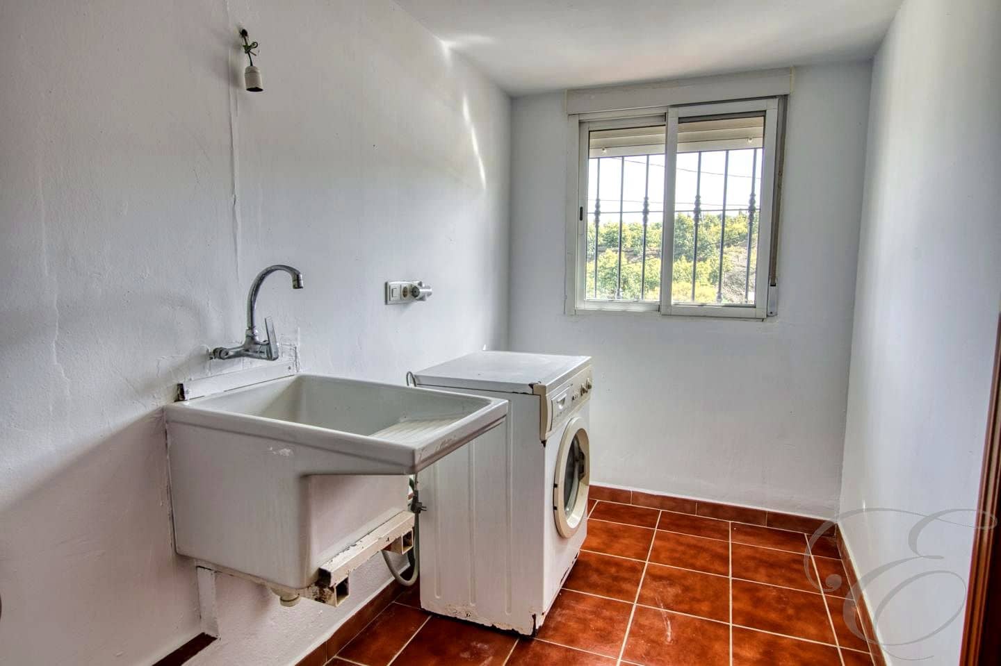 2 sypialnia Willa na sprzedaż w Velez-Malaga - 149 000 € (Ref: 9002351)