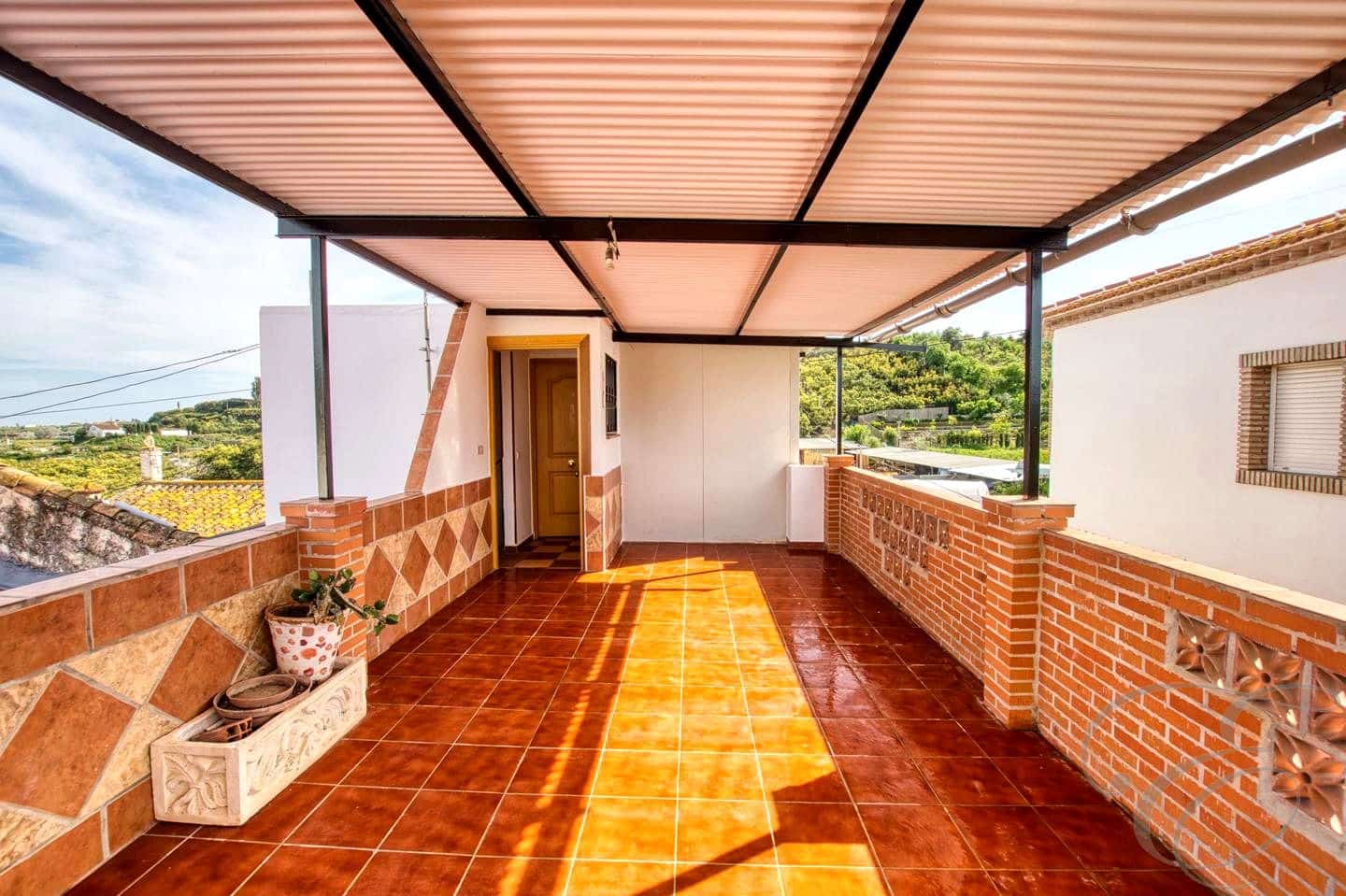 2 sypialnia Willa na sprzedaż w Velez-Malaga - 149 000 € (Ref: 9002351)