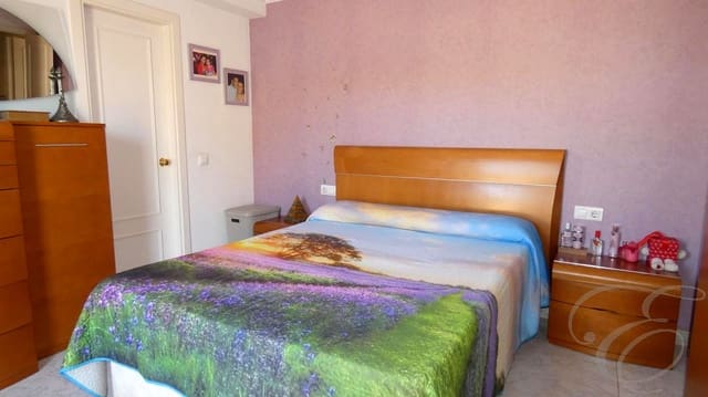 4 chambre Appartement à vendre à Vélez-Málaga avec garage - 280 000 € (Ref: 9012961)