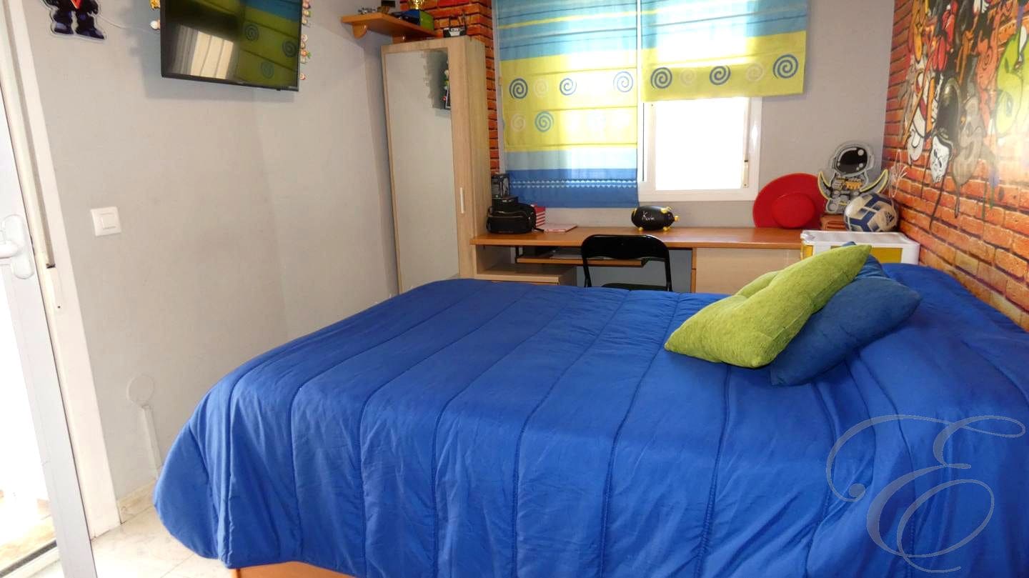 4 soveværelse Lejlighed til salg i Velez-Malaga med garage - € 280.000 (Ref: 9012961)