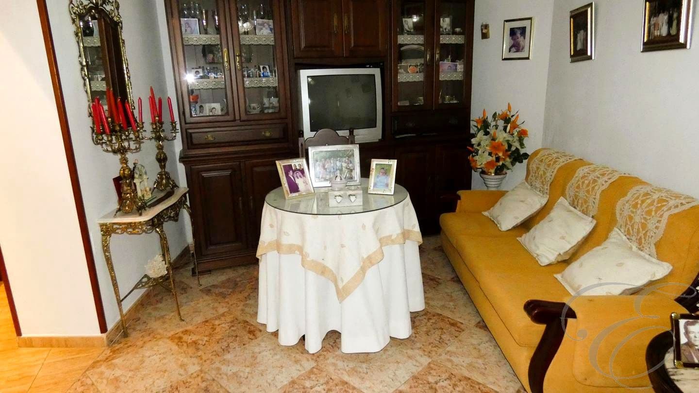 2 soveværelse Villa til salg i Velez-Malaga - € 195.000 (Ref: 9013236)