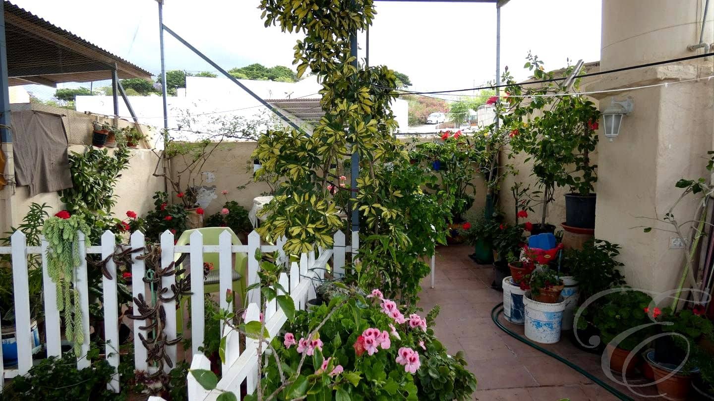 2 soveværelse Villa til salg i Velez-Malaga - € 195.000 (Ref: 9013236)