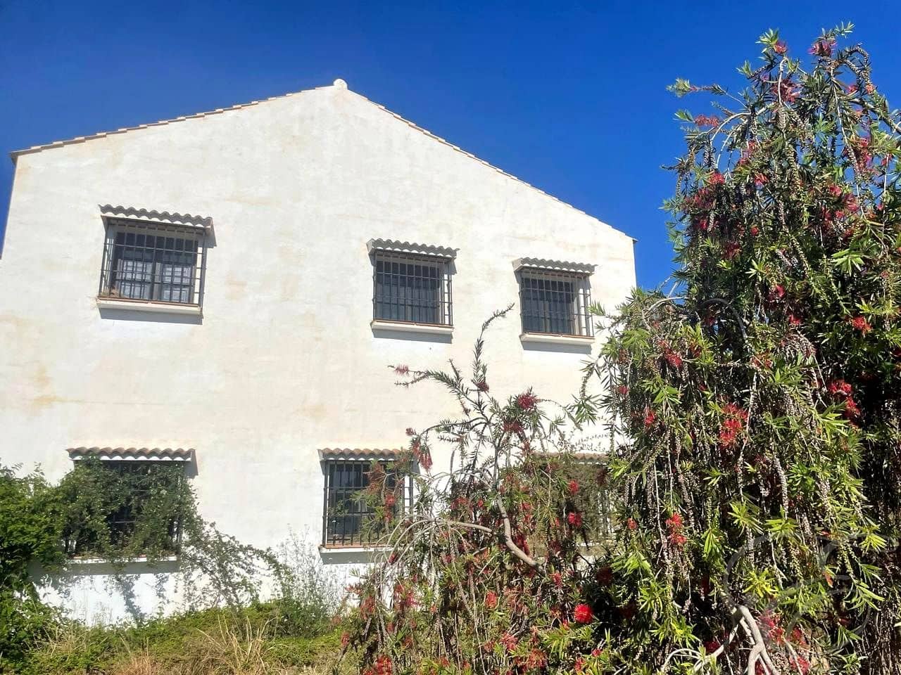 3 bedroom Finca/Country House for sale in Riogordo with garage - € 330,000 (Ref: 9015619)