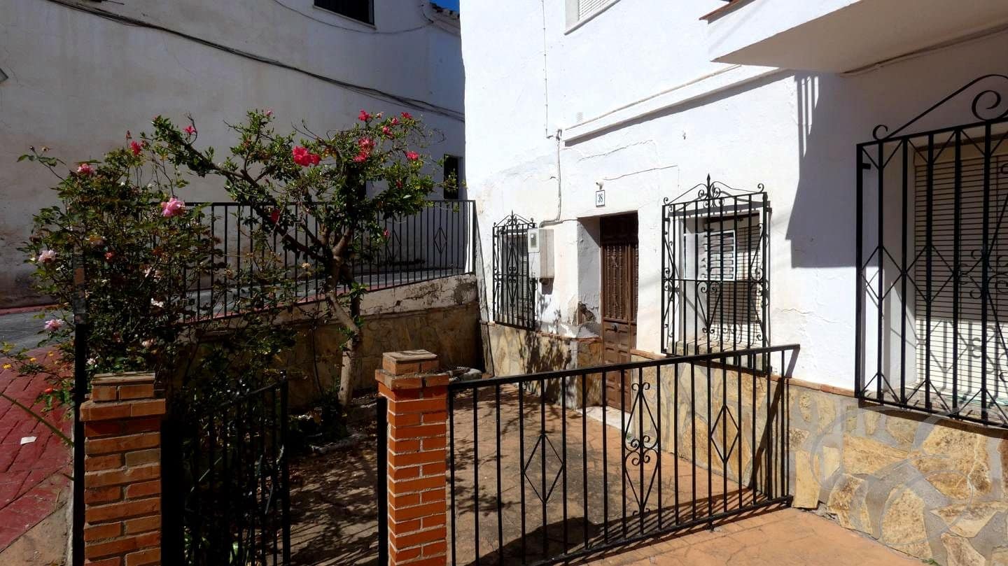 3 chambre Villa/Maison à vendre à Vinuela - 69 900 € (Ref: 9016467)