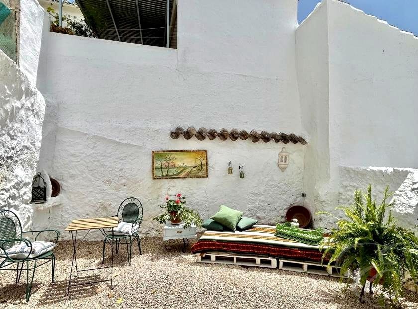 5 soveværelse Villa til salg i Archidona - € 185.000 (Ref: 9019168)