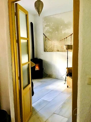 2 bedroom Villa for sale in Vélez-Málaga - € 110,000 (Ref: 9031158)