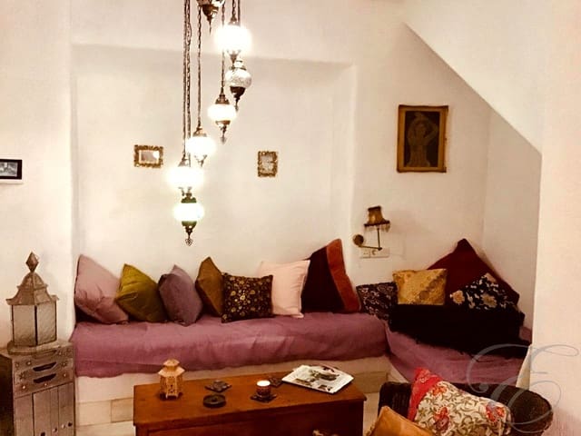 2 bedroom Villa for sale in Vélez-Málaga - € 110,000 (Ref: 9031158)