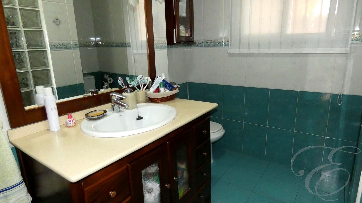 3 soveværelse Villa til salg i Riogordo med garage - € 255.000 (Ref: 9034037)