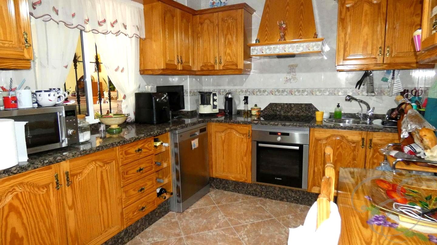 3 soveværelse Villa til salg i Riogordo med garage - € 255.000 (Ref: 9034037)