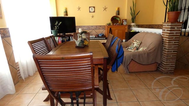 3 soveværelse Villa til salg i Riogordo med garage - € 255.000 (Ref: 9034037)