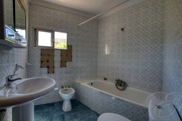 2 sypialnia Willa na sprzedaż w Viñuela - 135 000 € (Ref: 9053750)