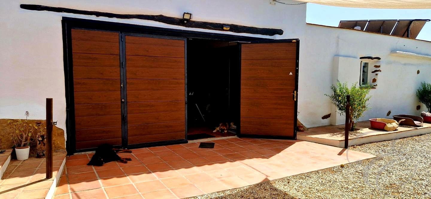 7 sypialnia Finka/Dom wiejski na sprzedaż w Riogordo z basenem garażem - 1 000 000 € (Ref: 9074226)