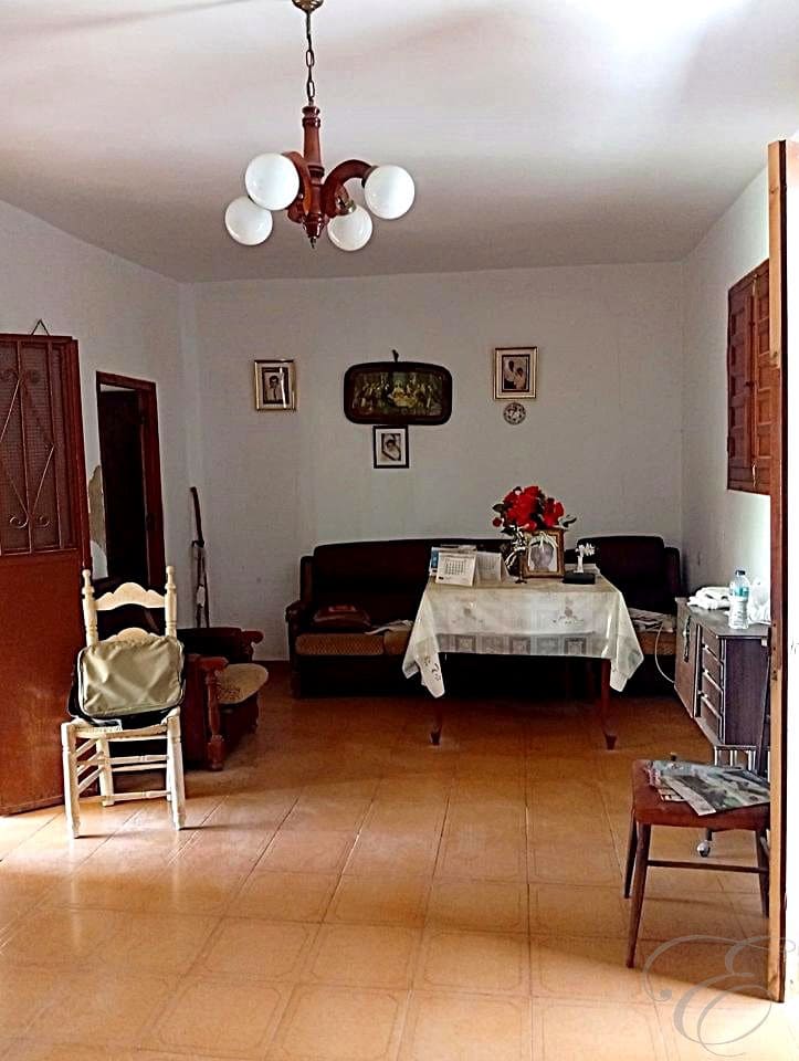 3 soveværelse Villa til salg i Benamargosa - € 99.000 (Ref: 9099794)