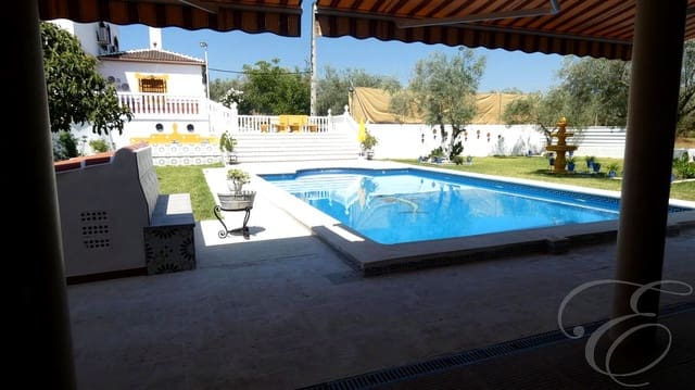 12 bedroom Finca/Country House for sale in Montilla with pool garage - € 1,500,000 (Ref: 9113461)